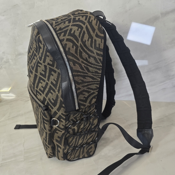Fendi x Sarah Coleman Vertigo Collab Backpack - Picture 3 of 15